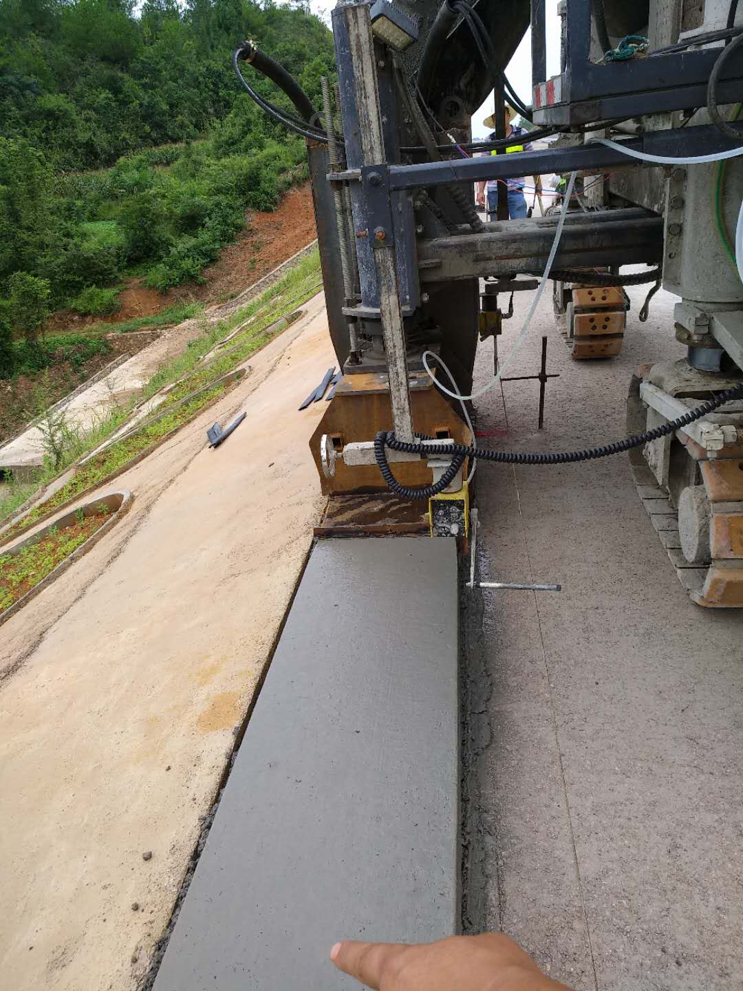 898239204.jpg 898239204.jpg